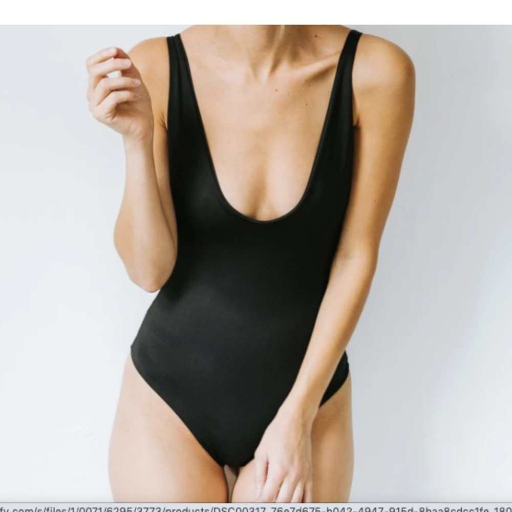 Londre Minimalist Swimsuit